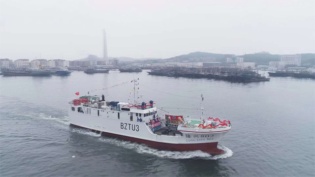 我國自主建造的首批兩艘大洋性玻璃鋼超低溫金槍魚延繩釣船隆興801和隆興802順利啟航，對于我國的玻璃鋼漁船產業(yè)化進程具有里程碑式的重要而深遠的意義。廣東博皓提供玻璃鋼船艇選材解決方案。