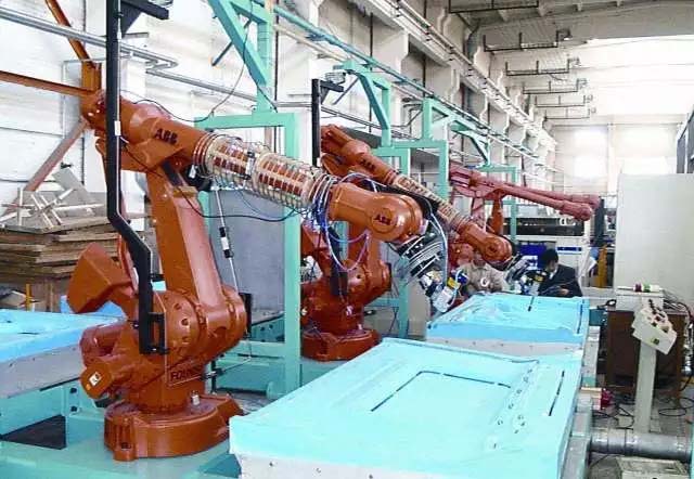 還在“佛系”手工噴涂?“仙系”手把手示教機(jī)器人已經(jīng)駕臨!-3