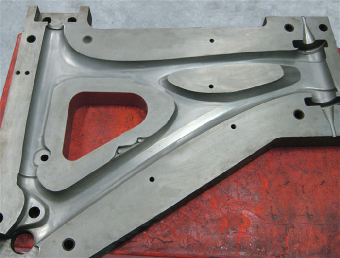 告別撬動刮擦與重復涂覆！Stoner G471碳纖維脫模劑讓零件&ldquo;自行脫落&rdquo;，效率提升超10倍