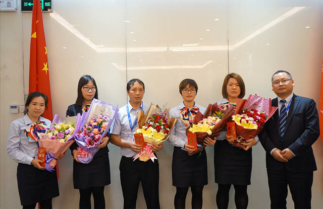 優秀的“服務天使”們,他們是默默付出的幕后英雄!他們是最可愛的人